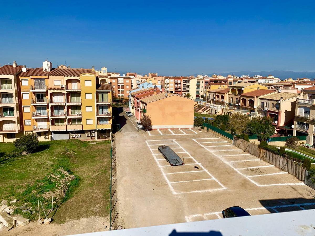 Edifici Valeria Apartman Empuriabrava Kültér fotó