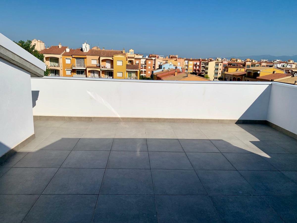 Edifici Valeria Apartman Empuriabrava Kültér fotó